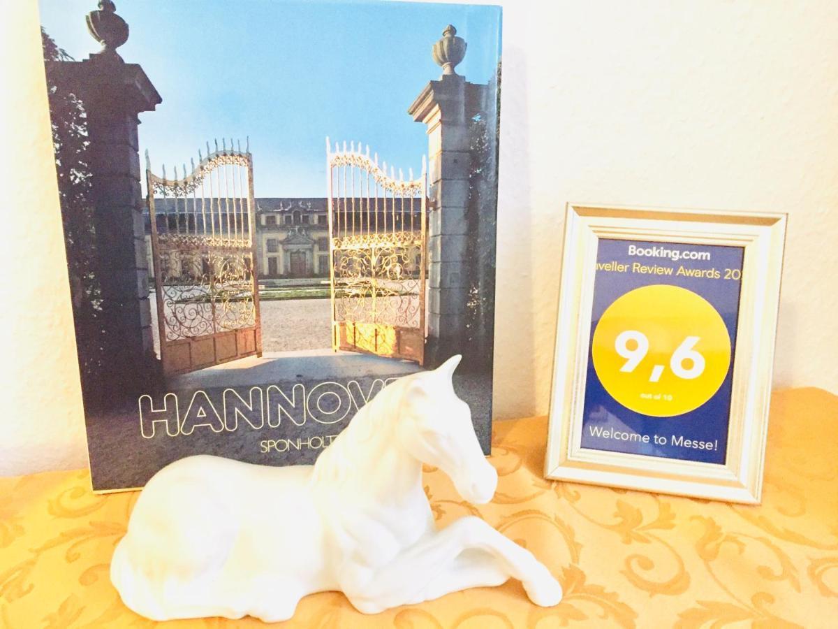 Welcome To Messe!-Two-Bedroom Apartment&Balcony Hanovre Extérieur photo