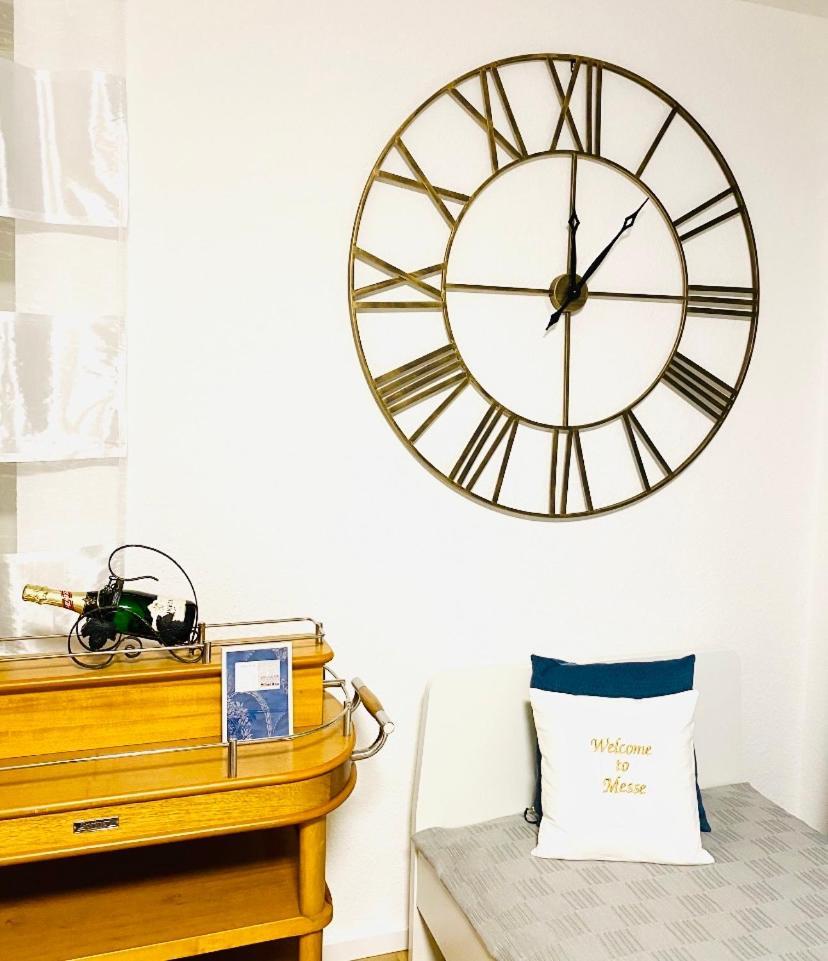 Welcome To Messe!-Two-Bedroom Apartment&Balcony Hanovre Extérieur photo